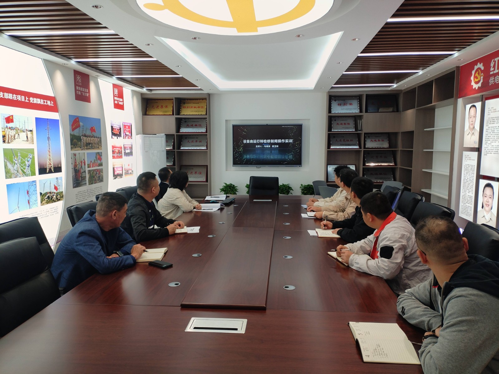 1698388924329011828.jpg 3de58b2f0afc8e41a37184f2203ce87(1).jpg